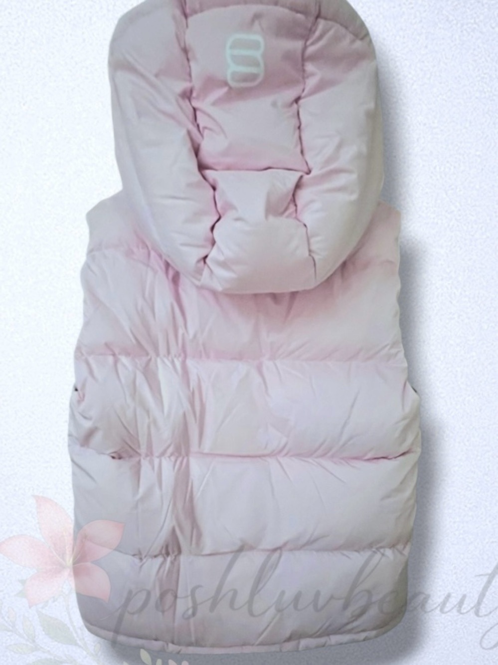 NWT Aritzia Tna Super Puff Vest - Matte Chalk Pink - Medium - Picture 4 of 8